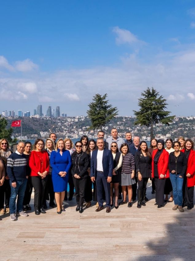 İSAD Ailesi Kahvaltı Buluşmasında Bir Araya Geldi
